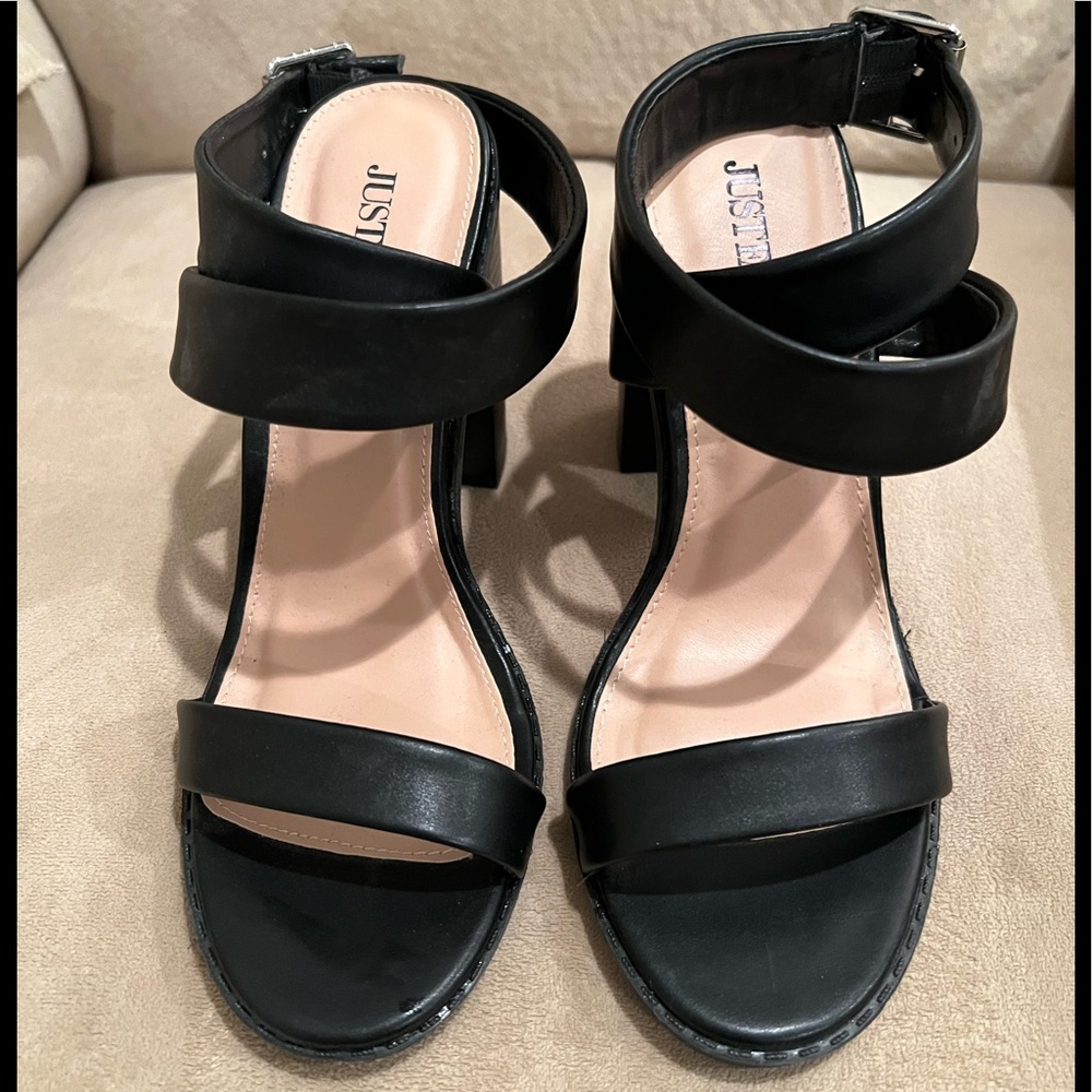 Justfab black criss cross ankle strap size 7.5 NWOT